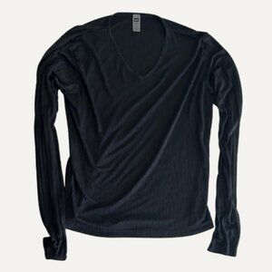 REI Co-op Women’s Black Silk Base Layer Top – Size L